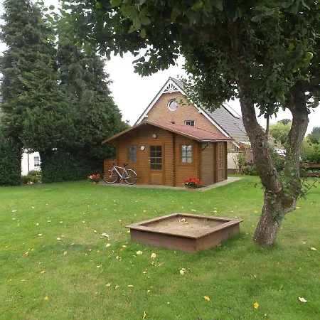 בית נופש Moewe *