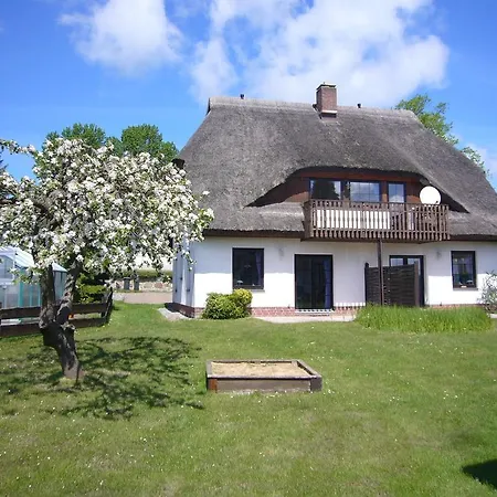 Holiday home Moewe