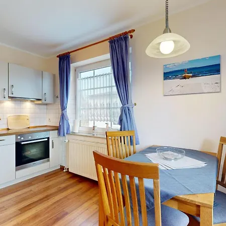 בית נופש Moewe *